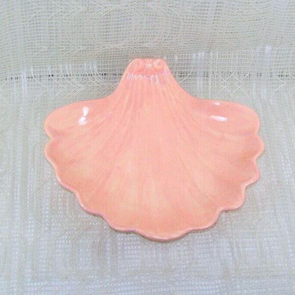 Handmade Peach Colored Ceramic Shell Shaped Trinket Dish For Jewelry Or Candy - Picture 5 of 7